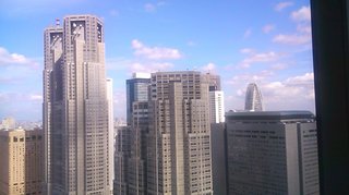 都会の空